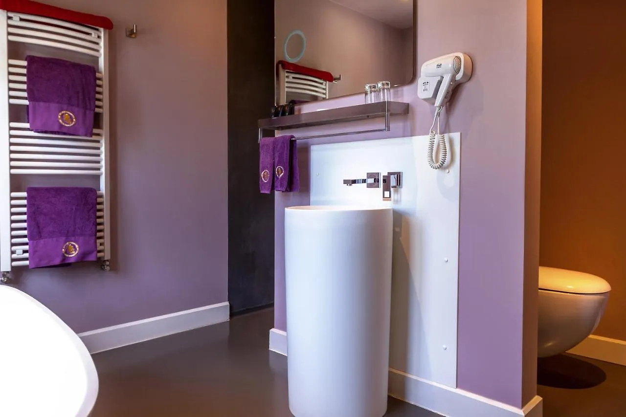 Saint Georges Bruges Luxury Suites 0*,  比利时